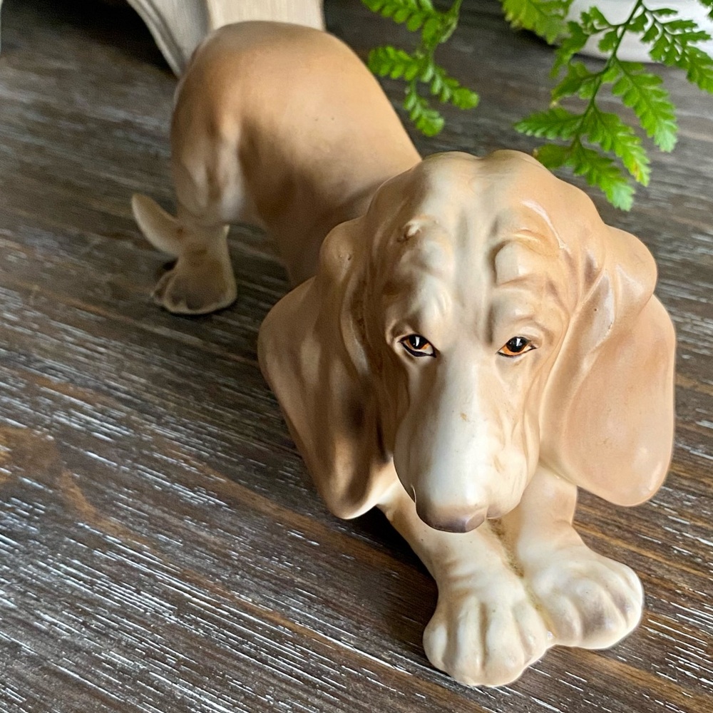 Vintage Ucagco Boswell Basset Hound Ceramics Japan Figurine 7”